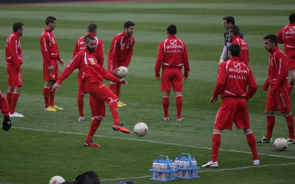 Малта тренира с много настроение преди мача с България