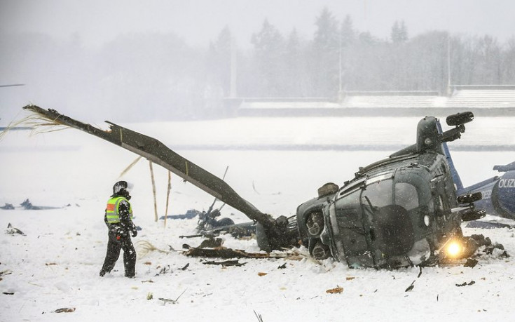 Ужас в Берлин  два хеликоптера се сблъскаха на Олимпийския стадион, един пилот е мъртъв