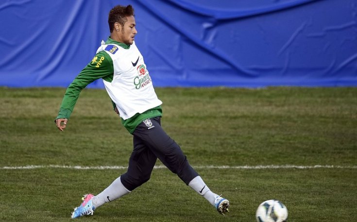 Бащата на Неймар започва преговори с Барселона