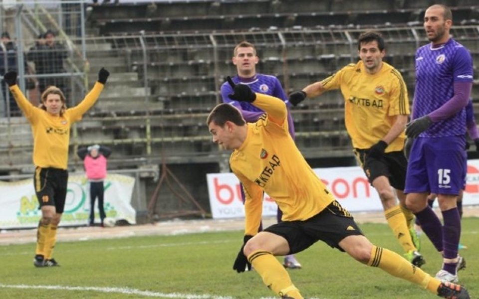 Ботев Пд вкара 4 на Видима, Костов с хеттрик