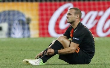 Уесли Снайдер с контузия, под въпрос за мача на Холандия с Румъния