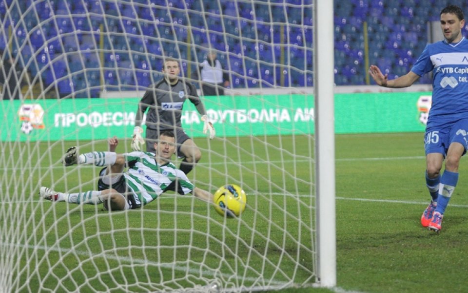 Без кадрови проблеми в Черно море преди Левски, Симеон Райков надъхва своите