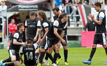 Малага загря за Шампионската лига с изразителна победа над Райо Велекано