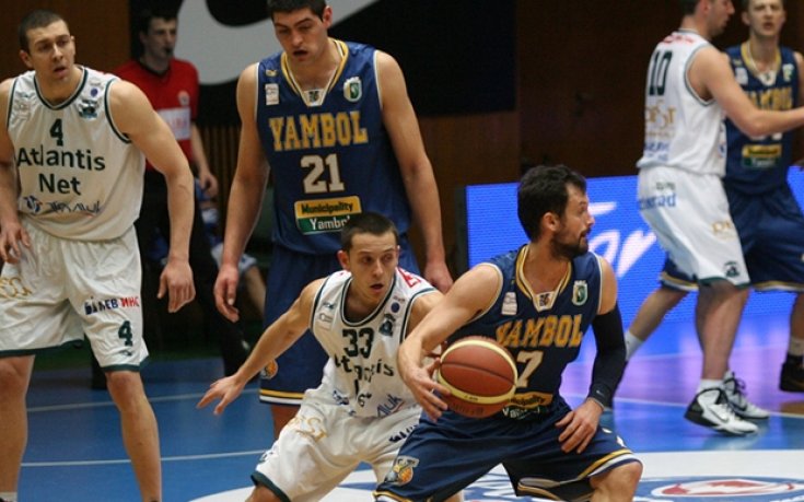 Иван Ангелов ще помага на Ямбол