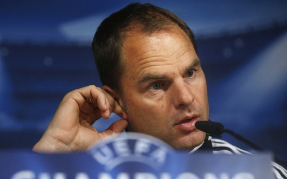 Франк Де Бур сменя Манчини в Сити?