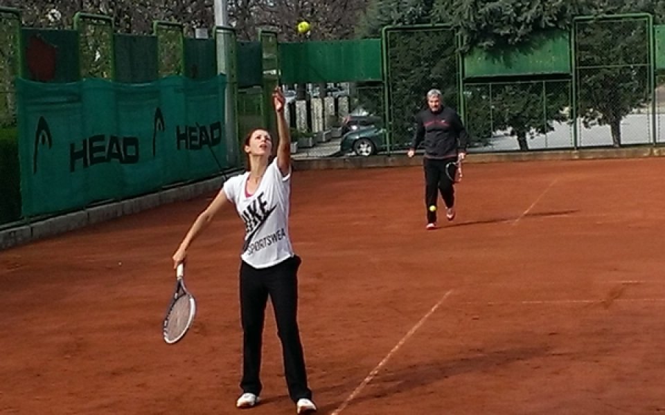 Пиронкова пожела успех на националите за Купа „Дейвис”