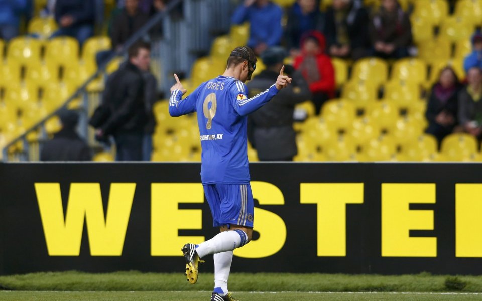 Дилема пред Бенитес – Торес или Ба за полуфинала за ФА Къп