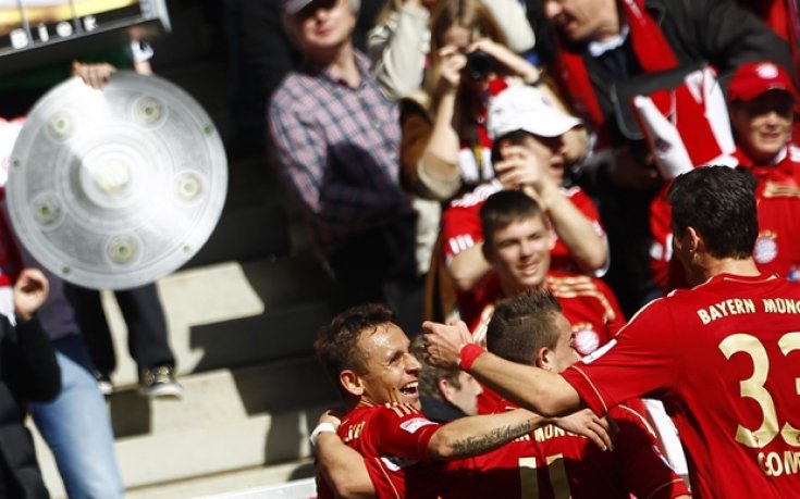 ВИДЕО: Байерн и Дортмунд се завърнаха в Германия с разгроми