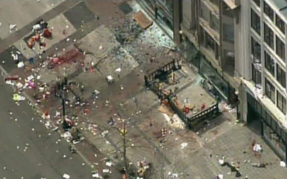 ФБР проверява версията за терористичен акт в Бостън