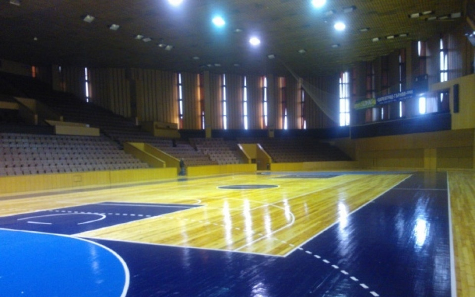 Отварят спортната база в НВУ за великотърновските спортисти