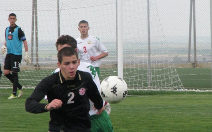 Нов успех за юношите в турнира на УЕФА