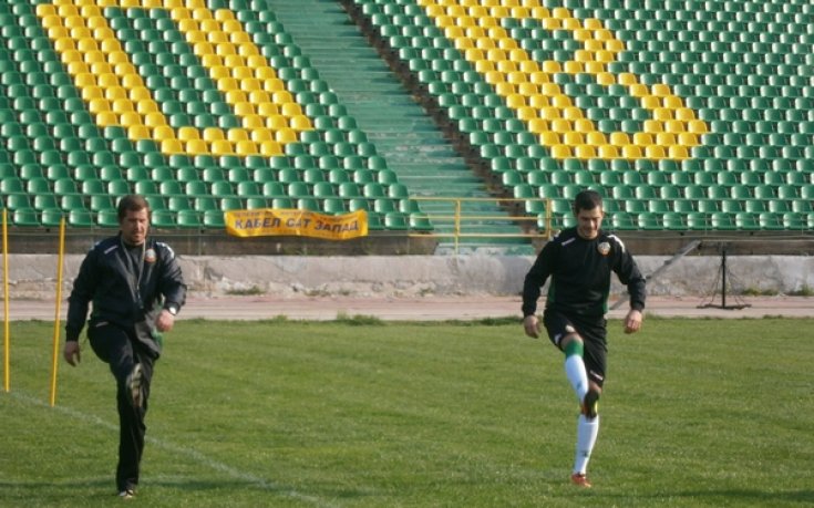 Треньорът на юношеските национали до 19 години Владимир Стояно