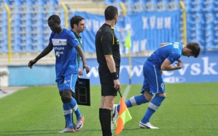 Базил Де Карвальо пропуска мача и срещу бившия си тим