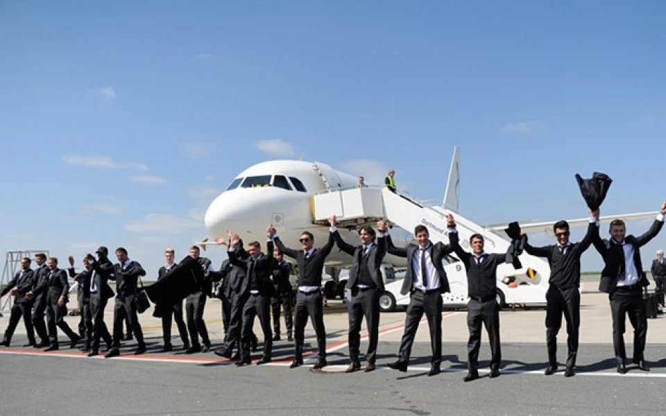 СНИМКИ: Дортмунд посрещна триумфално финалистите от Борусия