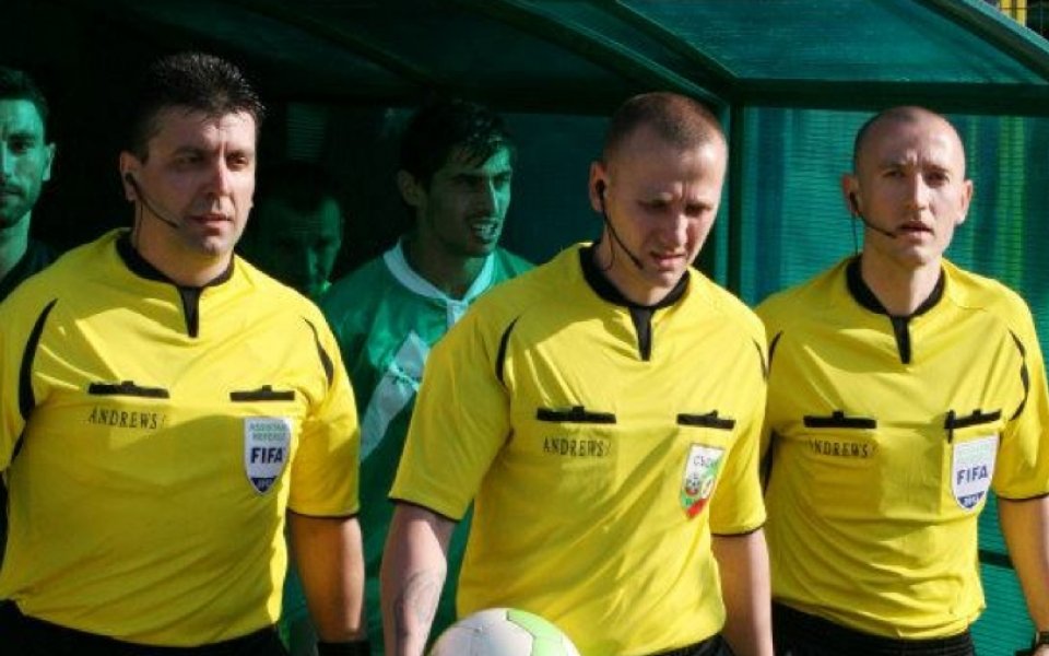 ВИДЕО: Берое недоволства от рефера, пусна специално видео