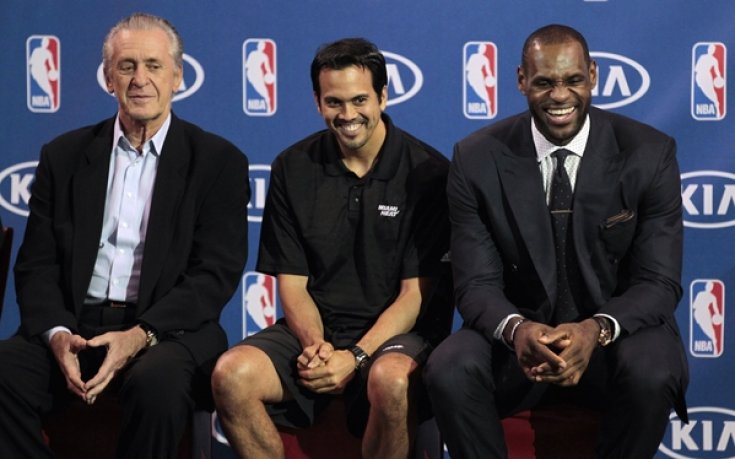 ЛеБрон Джеймс е MVP за 4-ти път, само един от 121 не гласува за него