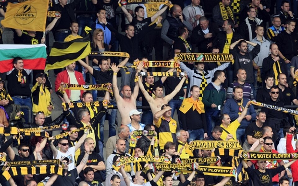 Ботев Пловдив с призив за дербито: Да не опорочаваме футболния празник!