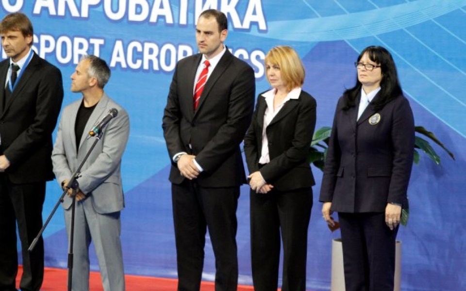 Фандъкова и Стойчев откриха Световната купа по спортна акробатика в София