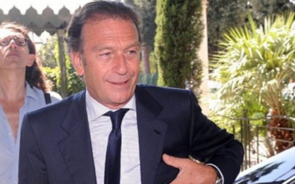 Президентът на Каляри извън футбола за четири месеца