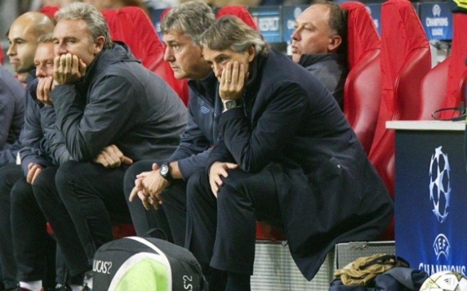 Дейвид Плат солидарен с Манчини, напусна и той Ман Сити