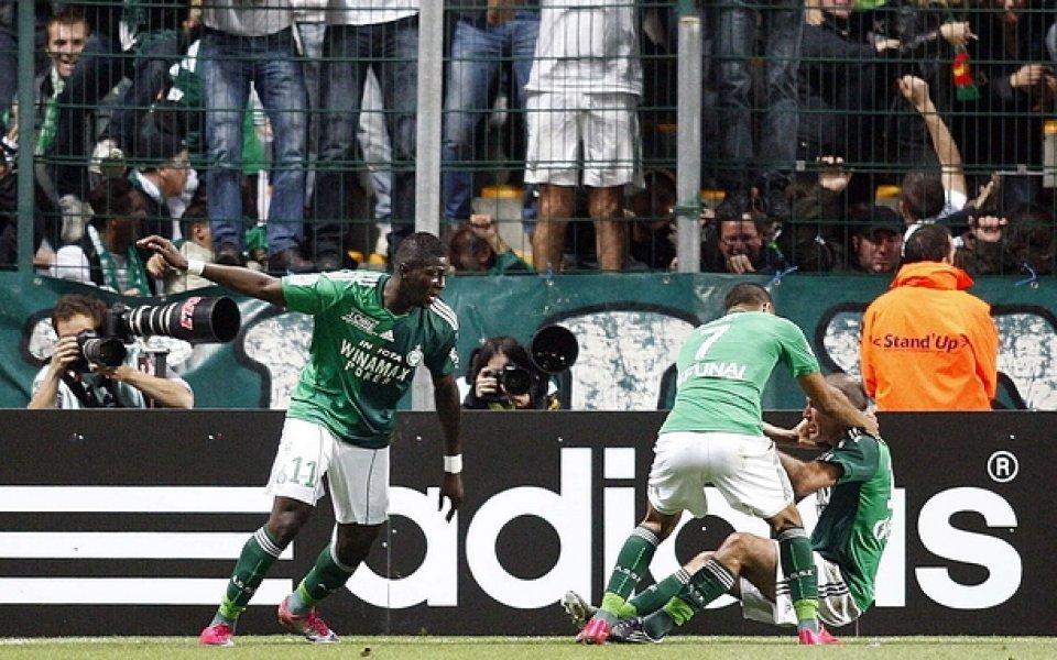 Фулъм спасява малийски нападател от футбол в трета дивизия