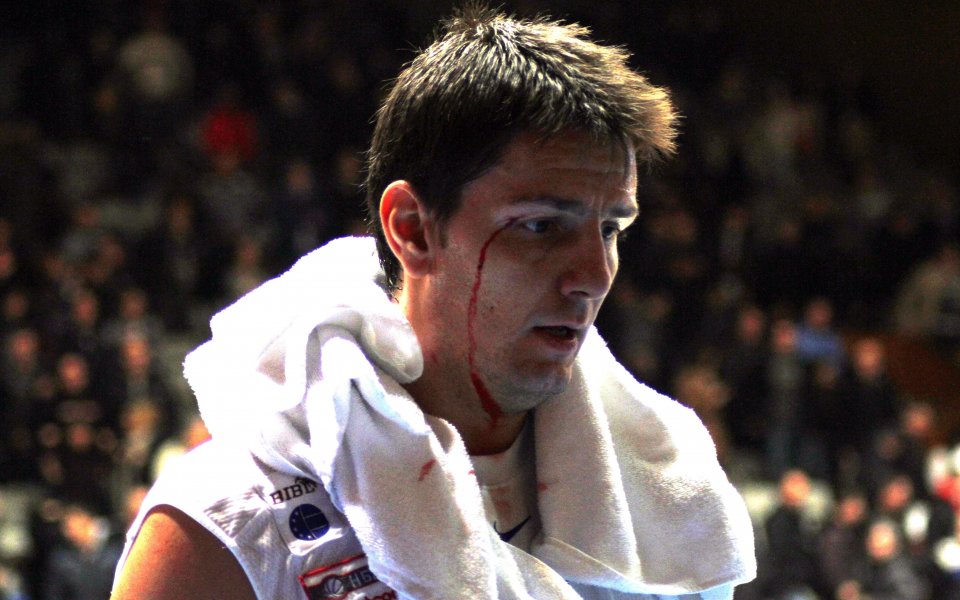 Баскетболът ще се върне, където беше, само с работа с младите, смята Митко Ангелов