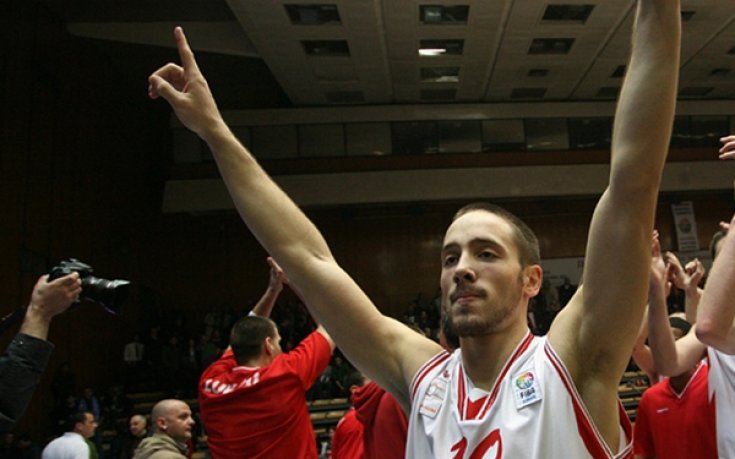 Рилецо остана на косъм от страшна сензация, Лукойл се спаси за 12-ти пореден финал