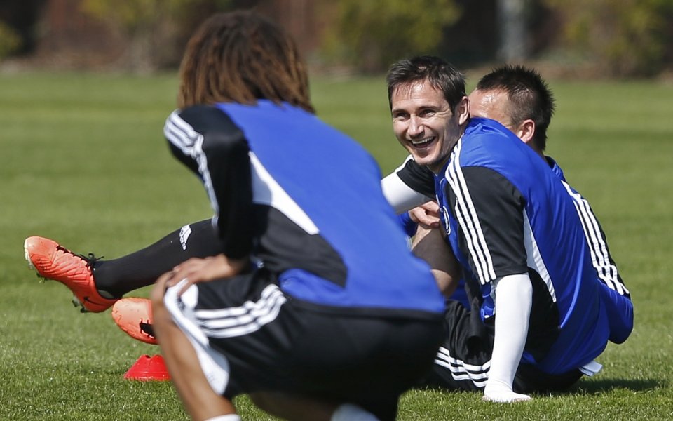 Лампард: Бенитес е професионалист, свърши каквото трябваше