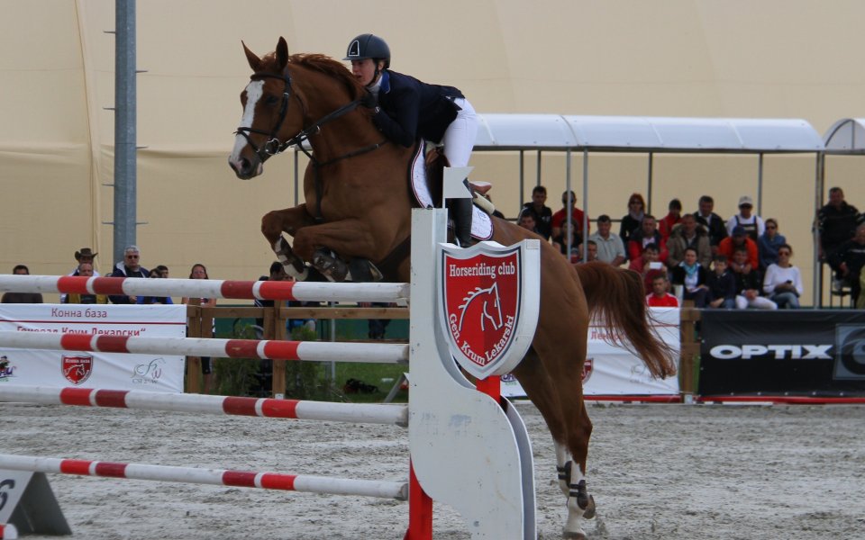 Гъркиня спечели старта за Световната купа по прескачане на препятствия в Божурище
