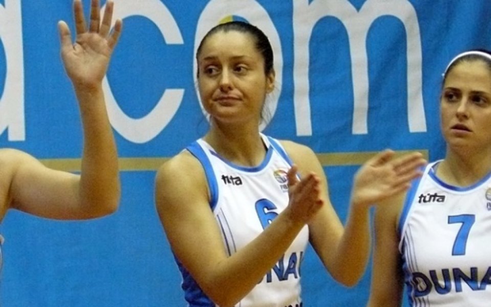 Зори Костова отпадна от състава на националния