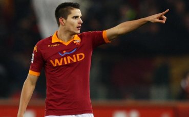 Наполи с бомбастична оферта за две от звездите на Рома