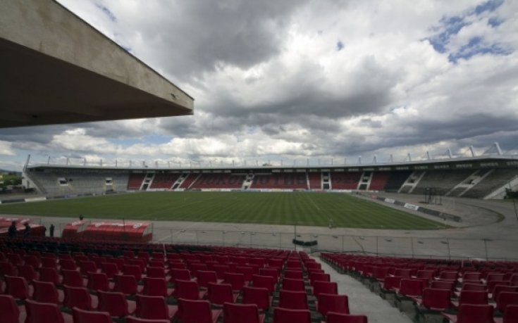 Локо Сф среща албанци, реди мач и с Ботев Пд