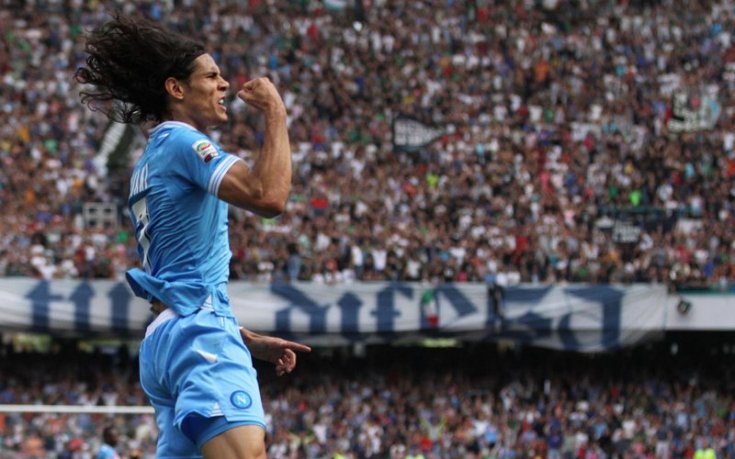 Челси предложи 49 млн. паунда за Кавани