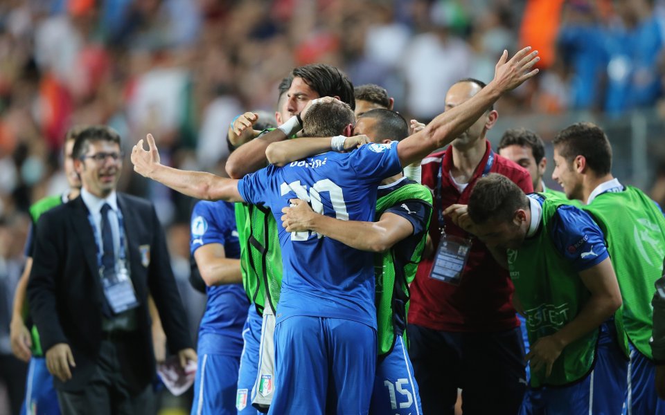 ВИДЕО: Италия излъга Холандия и ще играе на финала срещу Испания