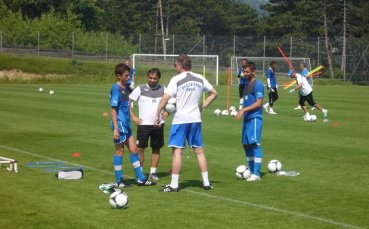 Сираков обърна специално внимание на две сини надежди