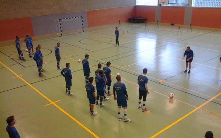 СНИМКИ: Сините правят тестове в зала, Старокин скача най-високо