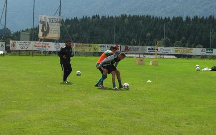 СНИМКИ: Специално внимание за юношите в Лудогорец