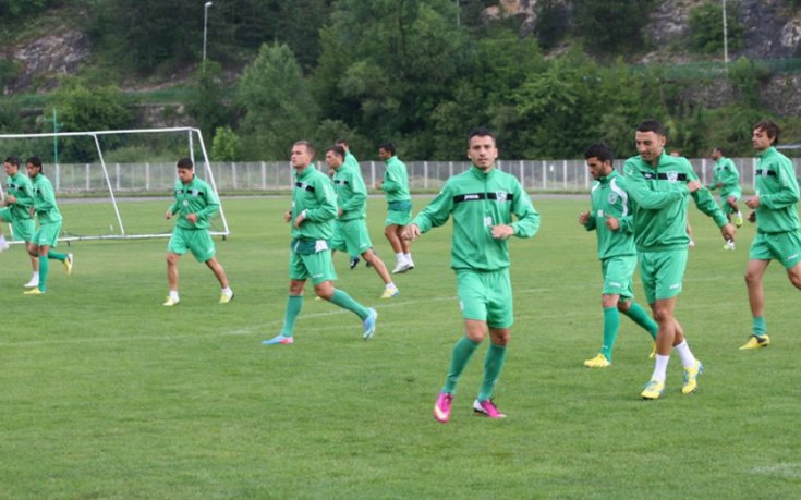 СНИМКИ: Берое продължава двуразовите тренировки в Смолян