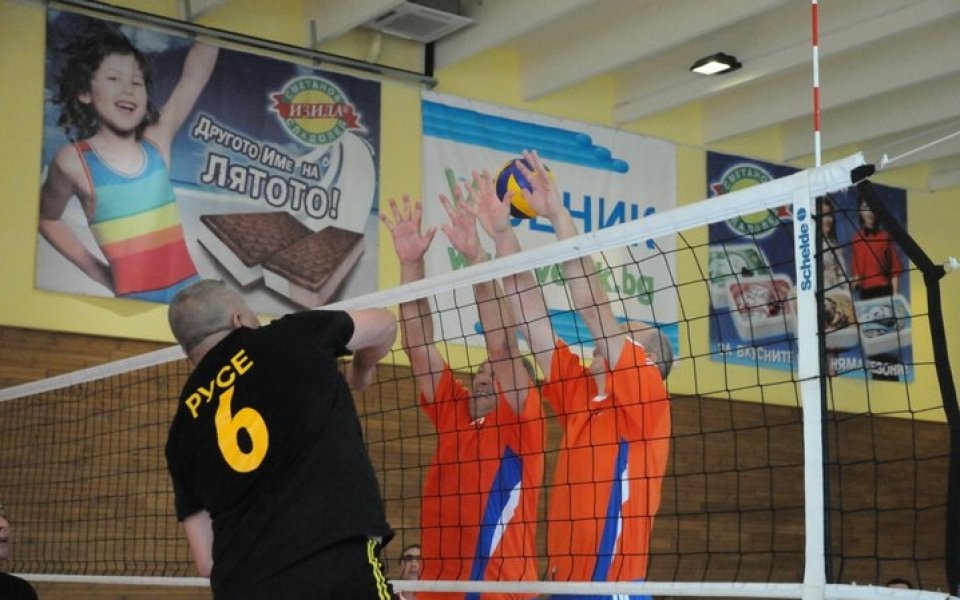 Добрич приема държавното по волейбол за ветерани