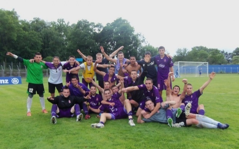 Борислав Евтимов ще помага на Сашо Ангелов в новия Етър