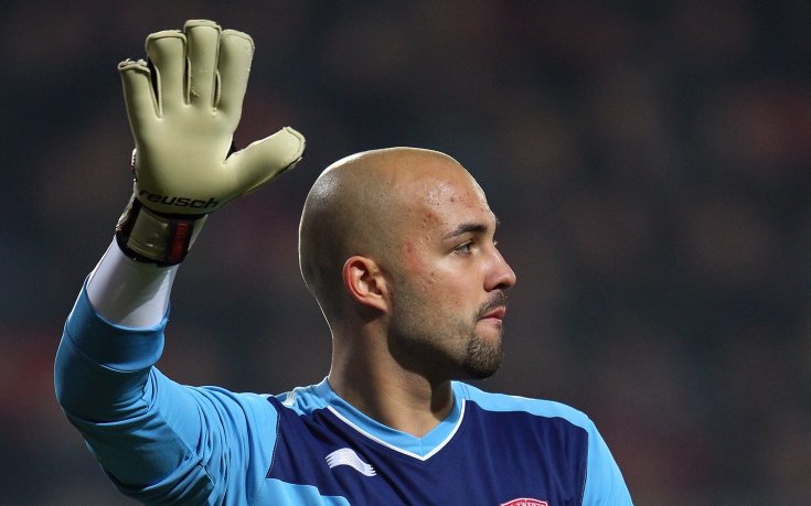 Твенте брои дните на Ники Михайлов, да каже дали остава