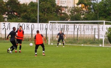 Кирил Акалски започна тренировки с Локомотив Пловдив