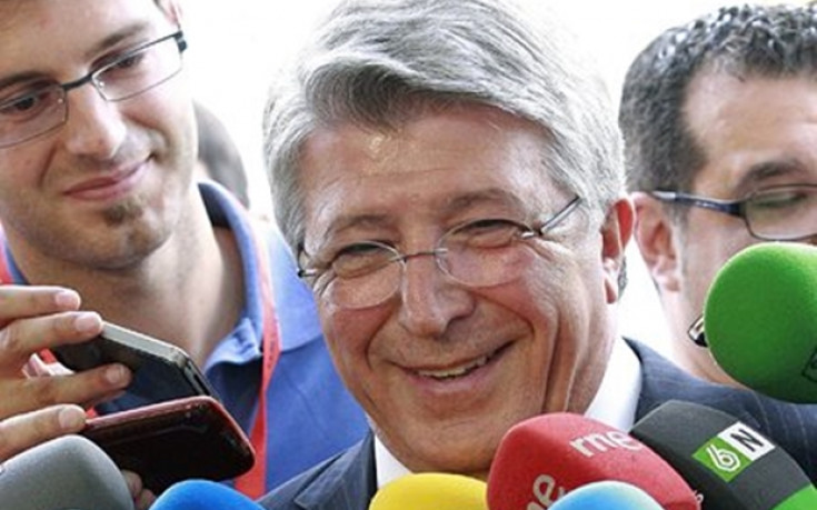 Сересо изстреля стрелички към Перес