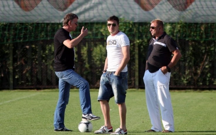 Йовов: Хората са обидени и изнервени, трябва да ги върнем на стадиона с победи