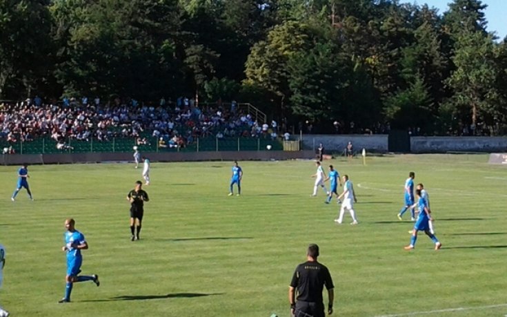 Левски отлепи от дъното