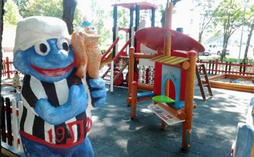 Нова детска площадка за най-малките фенове на Локо Пд