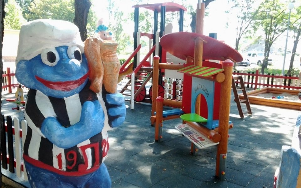 Нова детска площадка за най-малките фенове на Локо Пд