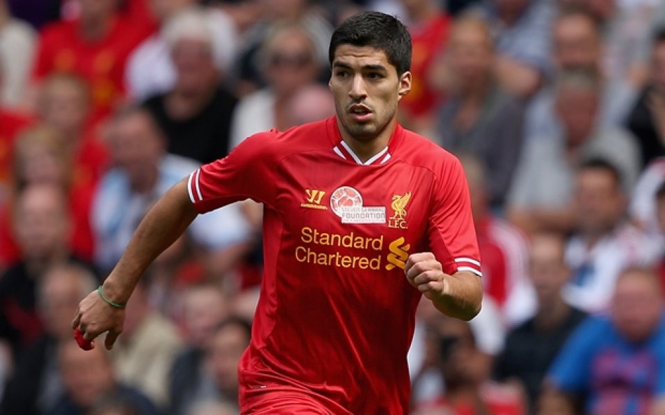 Суарес отказа да коментира дали остава в Ливърпул