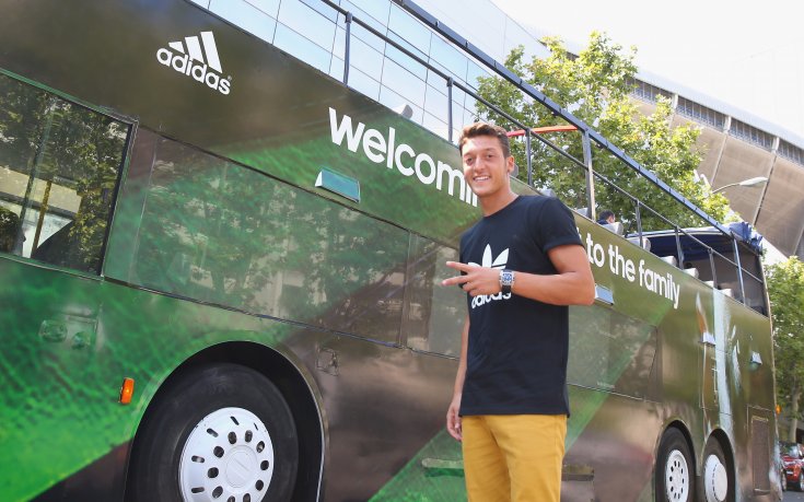 Йозил: Напуснах Реал Мадрид заради Анчелоти