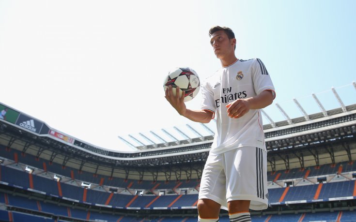 Бащата на Йозил: Флорентино Перес е човек, който не заслужава уважение